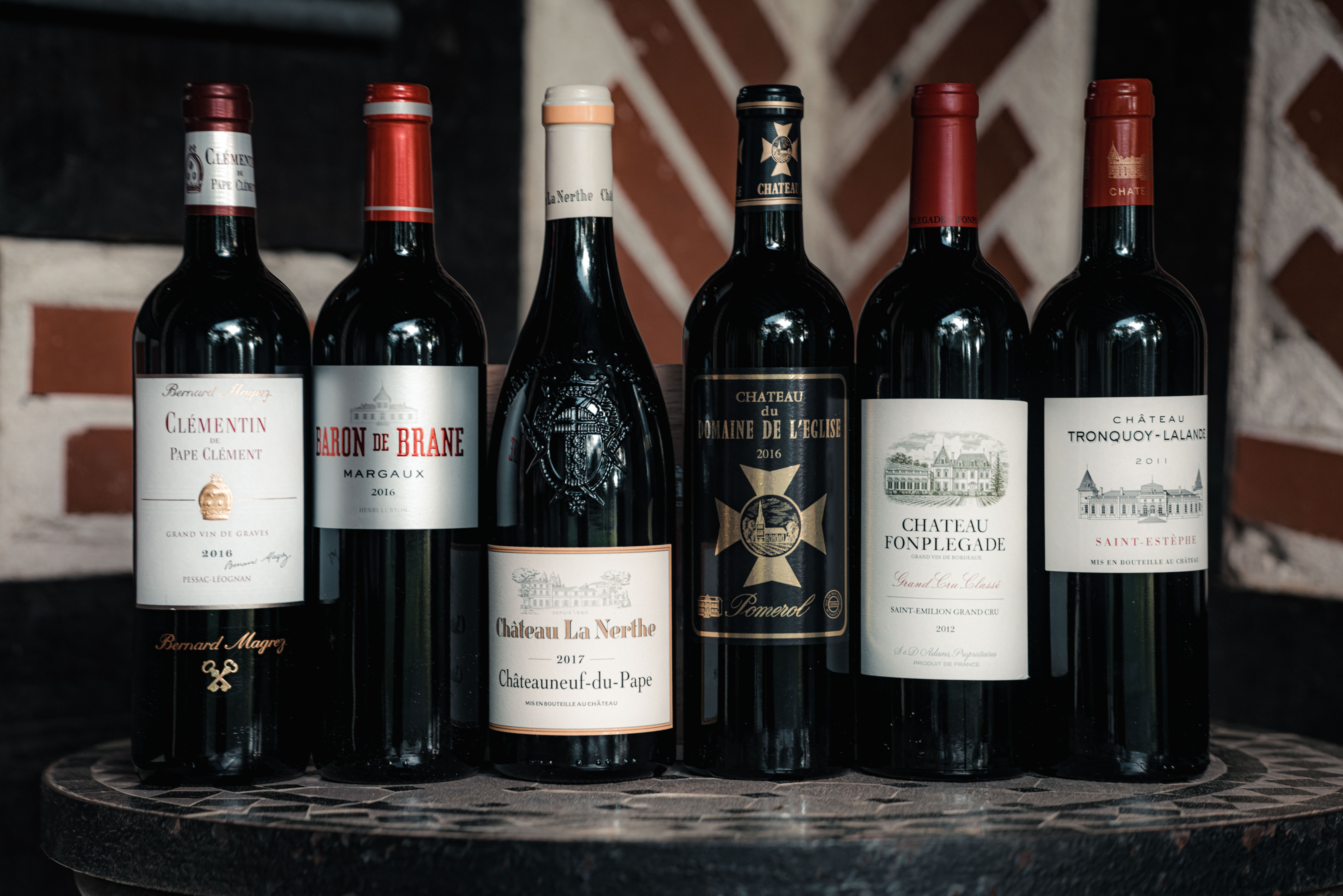six_bottles_of_Bordeaux_red_wines